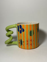 Load image into Gallery viewer, Striped picnic mug
