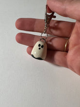 Load image into Gallery viewer, Ghost key chain 3
