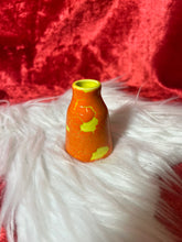 Load image into Gallery viewer, Crackled mini vase
