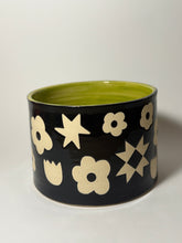 Load image into Gallery viewer, Feels like spring planter
