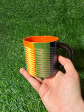 Load image into Gallery viewer, Monochrome zigzag mug
