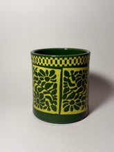 Load image into Gallery viewer, Green flower tile mug 2
