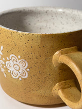 Load image into Gallery viewer, Butterfly gold mug 1 (second)
