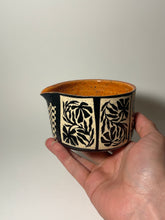 Load image into Gallery viewer, Flower tile matcha bowl
