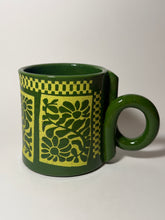 Load image into Gallery viewer, Green flower tile mug 2
