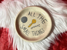 Load image into Gallery viewer, Small things trinket dish
