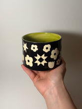 Load image into Gallery viewer, Feels like spring planter
