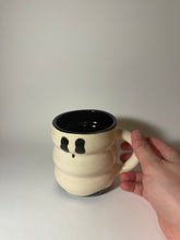 Load image into Gallery viewer, Ghosty mug
