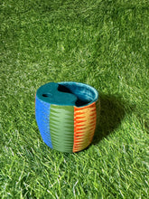 Load image into Gallery viewer, Zigzag to-go cup 2
