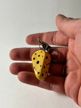 Load image into Gallery viewer, Cheese keychain
