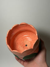 Load image into Gallery viewer, Flower bud planter
