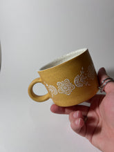 Load image into Gallery viewer, Butterfly gold mug 1 (second)
