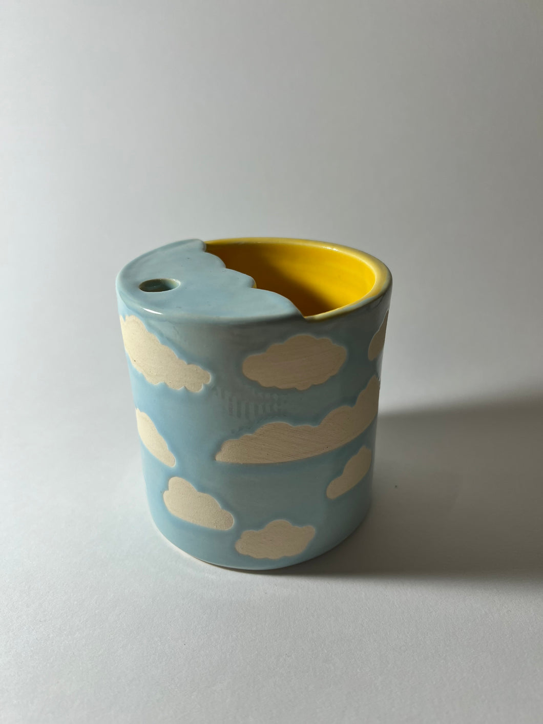 Cloud to-go cup 1