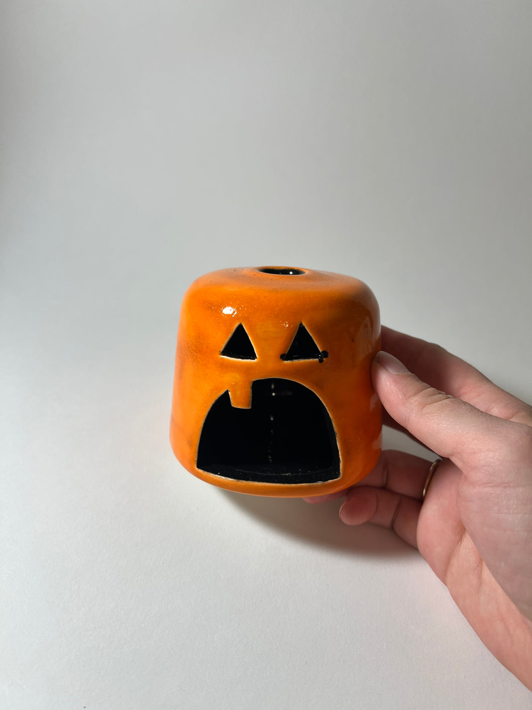Jack-o-lantern incense burner (second)