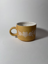 Load image into Gallery viewer, Butterfly gold mug 1 (second)
