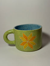 Load image into Gallery viewer, Quilt star mug
