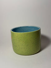Load image into Gallery viewer, Quilt star mug
