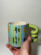 Load image into Gallery viewer, Striped picnic mug
