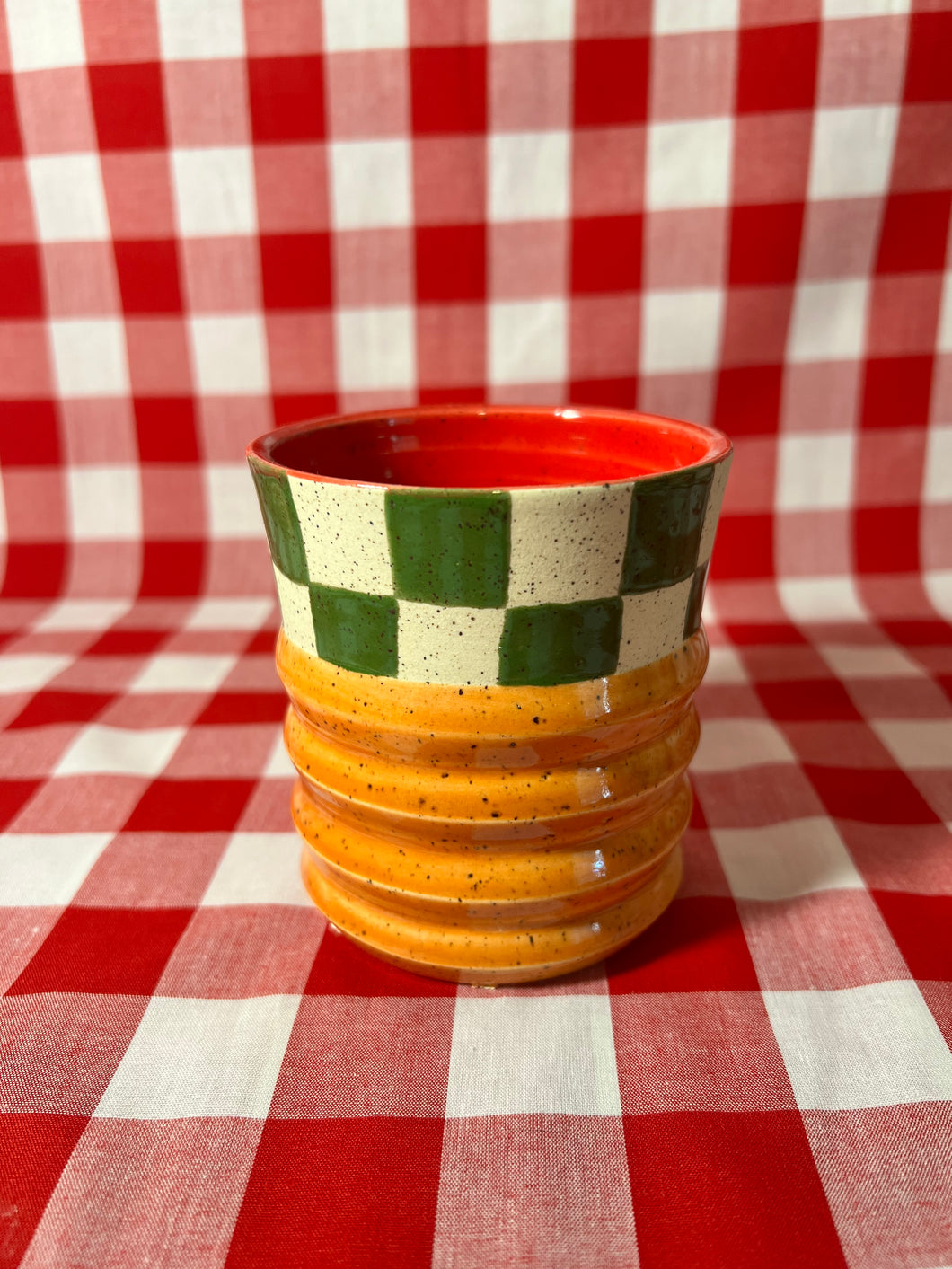 Checker tumbler