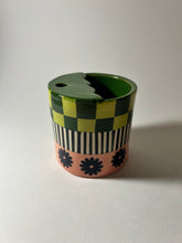 Load image into Gallery viewer, Everything to-cup 7
