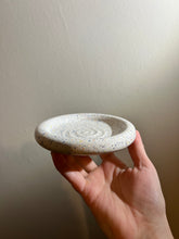 Load image into Gallery viewer, Mini bubble plate
