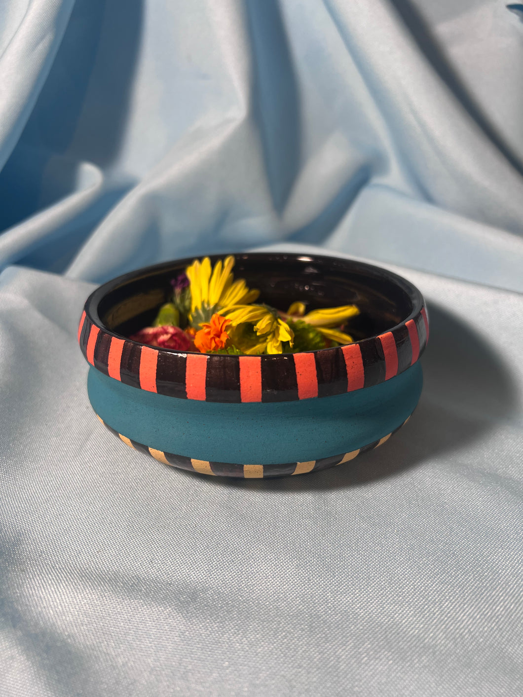 Colorblock bowl