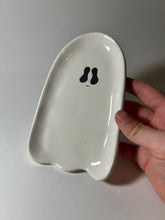 Load image into Gallery viewer, Ghost try 3
